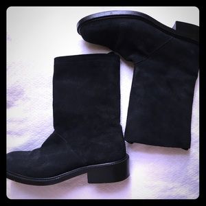 Black Friday special!🎁J. Crew black suede boots!!